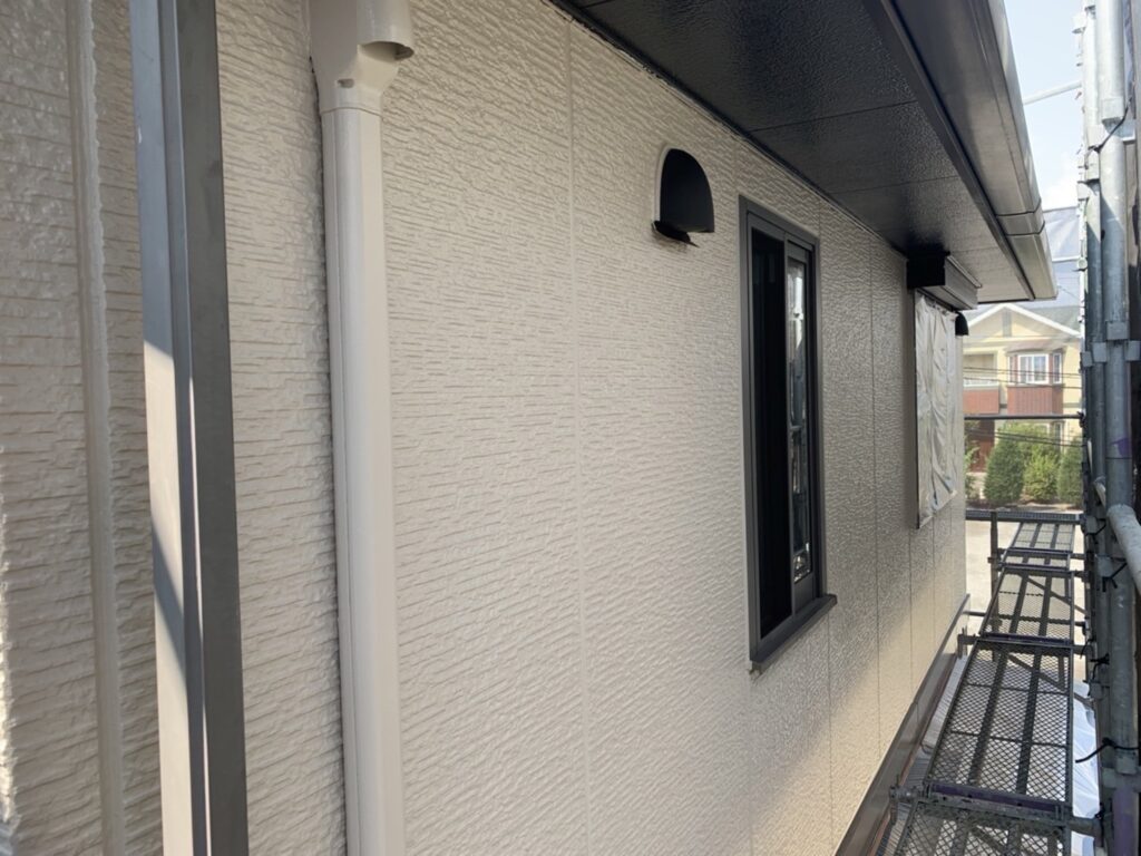 久留米市津福本町M様邸の2F外壁の上塗り完了
