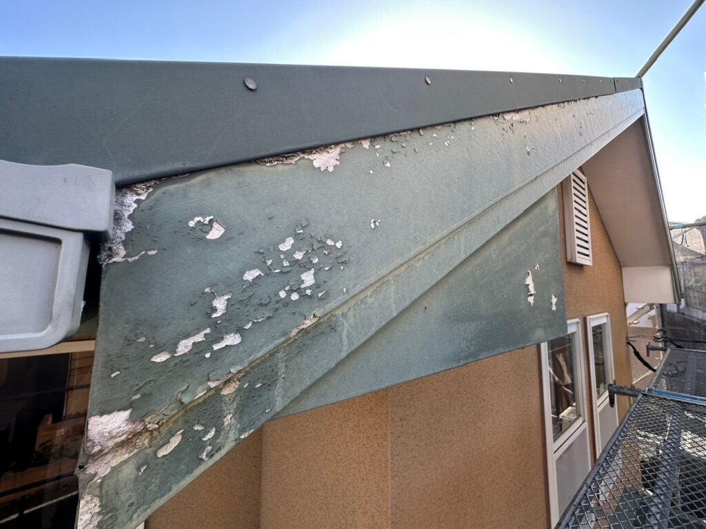 糟屋郡宇美町M様邸の破風板の損傷