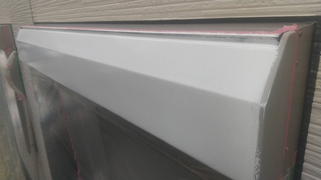 久留米市梅満町U様邸のシャッターボックスの錆止め完了