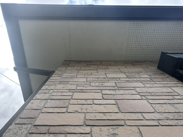 柳川市南浜武・O様邸の軒天のコケやカビの発生