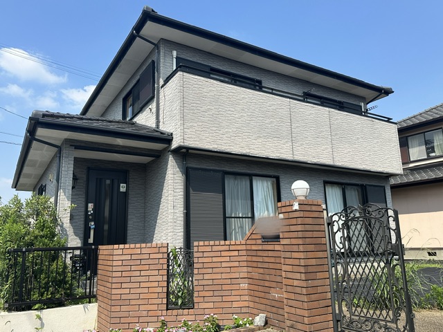 久留米市三潴町のH様邸の施工前の外観