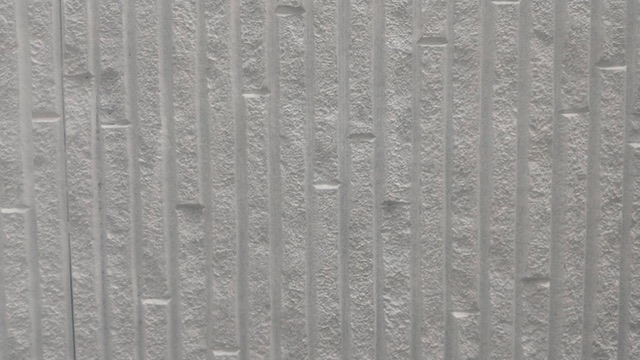 久留米市野中町のM様邸の外壁の下塗り後