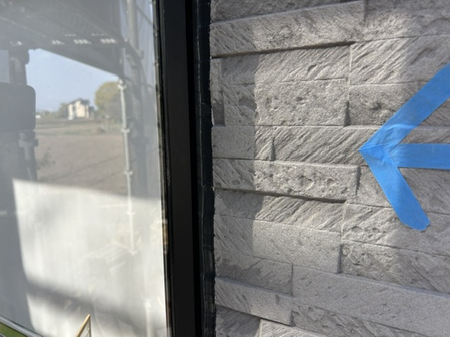 久留米市三潴町H様邸のサッシ周りシーリングのシーリング打ち替え完了