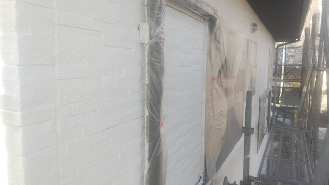 久留米市三潴町H様邸の外壁の下塗り完了