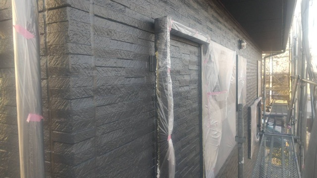 久留米市三潴町H様邸の外壁の中塗り完了