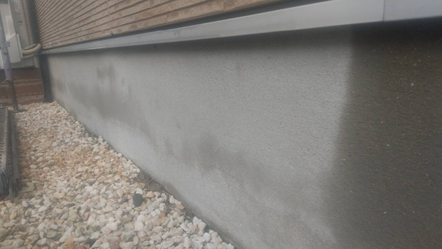 久留米市梅満町F様邸の基礎の高圧洗浄完了