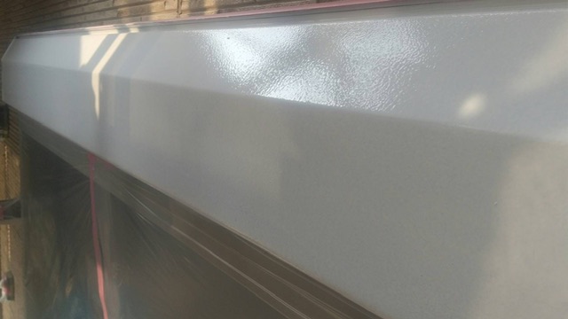 久留米市梅満町F様邸のシャッターボックスの錆止め後