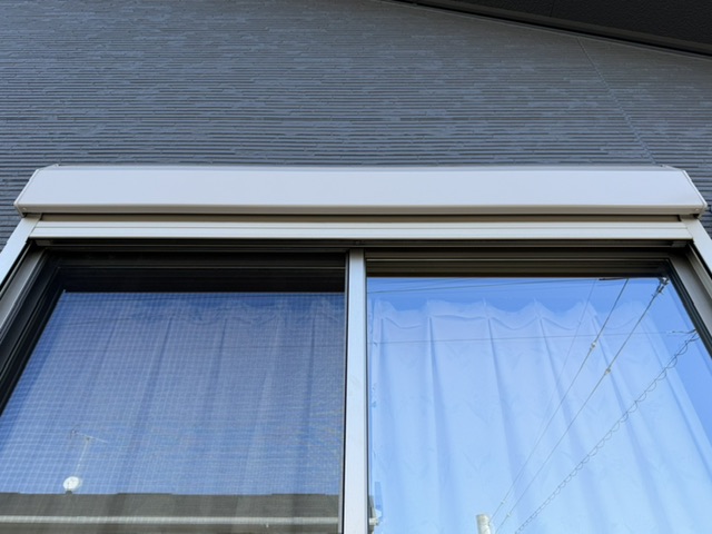福岡県久留米市F様邸-外壁塗装-塗装後のシャッターボックス