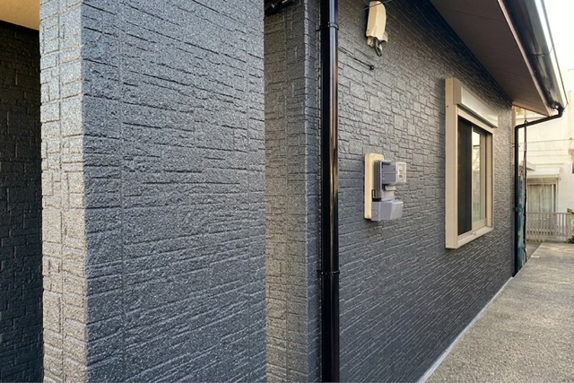 福岡県久留米市にて外壁塗装を行ったS様邸の施工後の外壁1