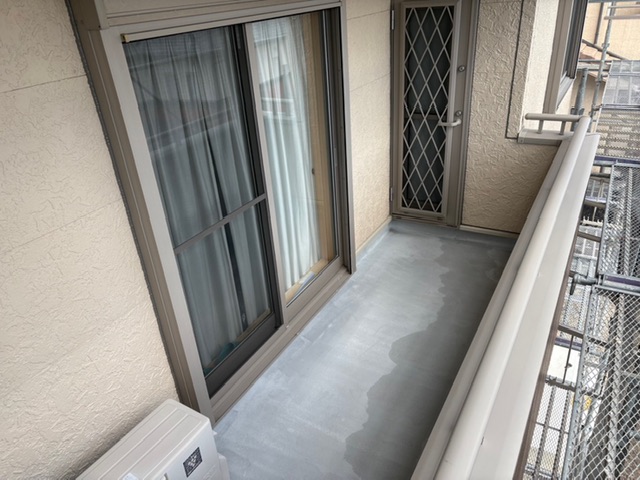 みやき町-外壁塗装-ベランダの高圧洗浄完了-T様邸